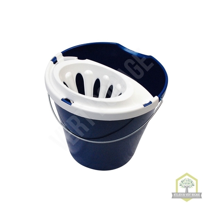 Ensemble espagnol (seau 12 L + égouttoir + frange coton + manche)