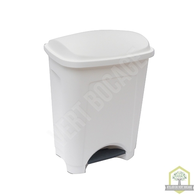 Poubelle plastique 25 L à pédale